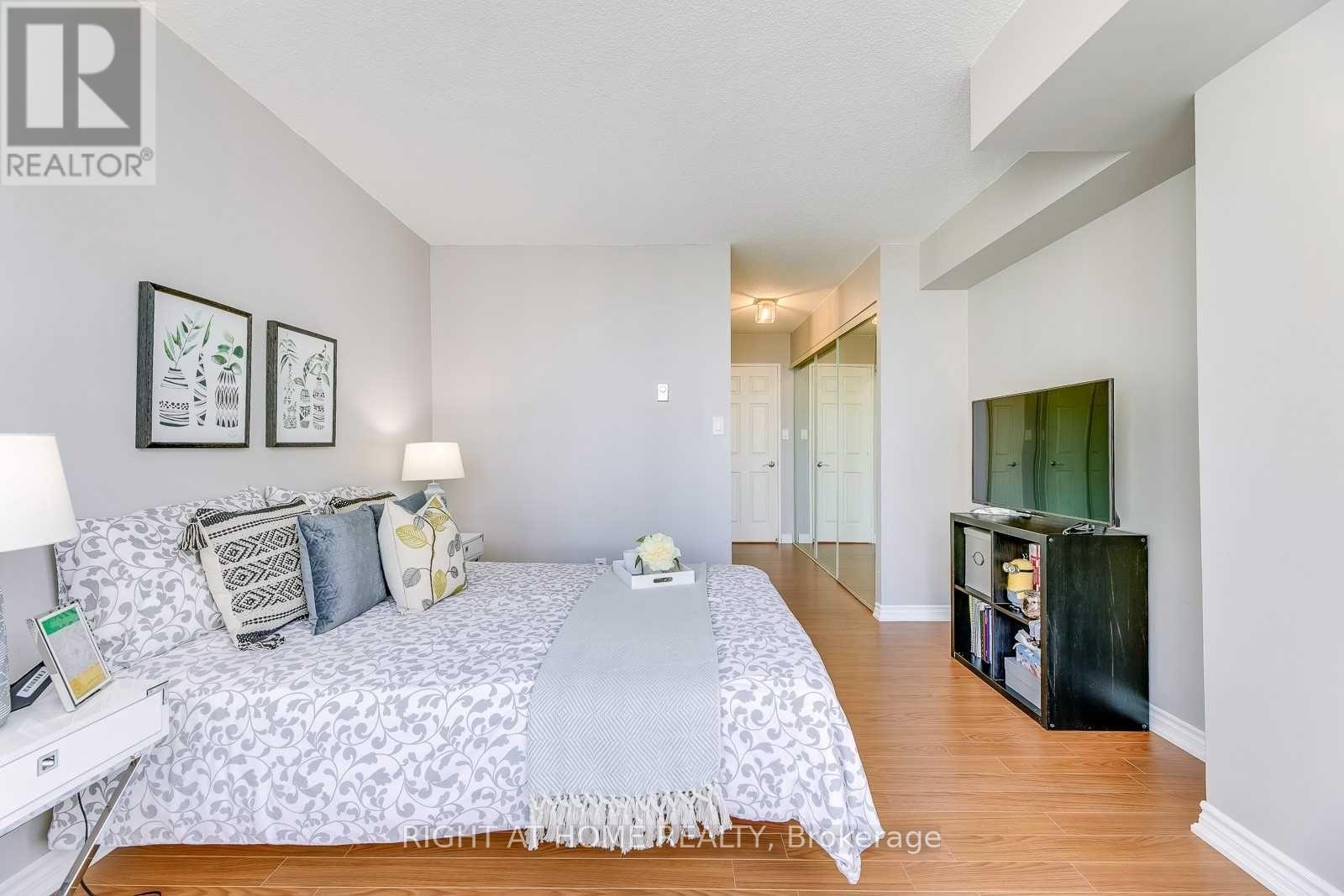 1104b - 3605 Kariya Drive, Mississauga, Ontario  L5B 3J4 - Photo 12 - W12544022