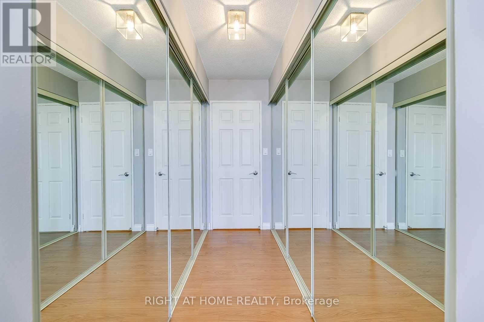 1104b - 3605 Kariya Drive, Mississauga, Ontario  L5B 3J4 - Photo 13 - W12544022