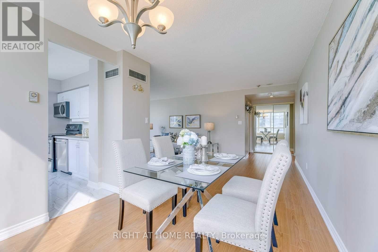 1104b - 3605 Kariya Drive, Mississauga, Ontario  L5B 3J4 - Photo 5 - W12544022