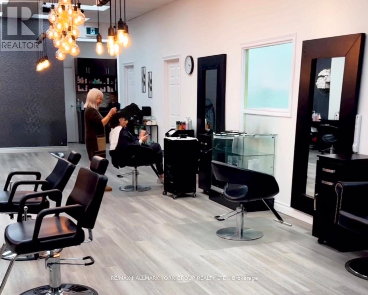 5 - 17335 Yonge Street, Newmarket, Ontario L3Y 8Z2 - Photo 5 - N12542418