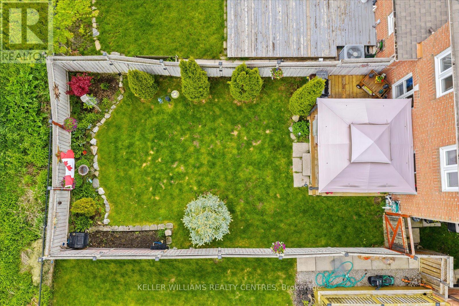 11 Snedden Avenue, Aurora, Ontario  L4G 7J6 - Photo 30 - N12541778