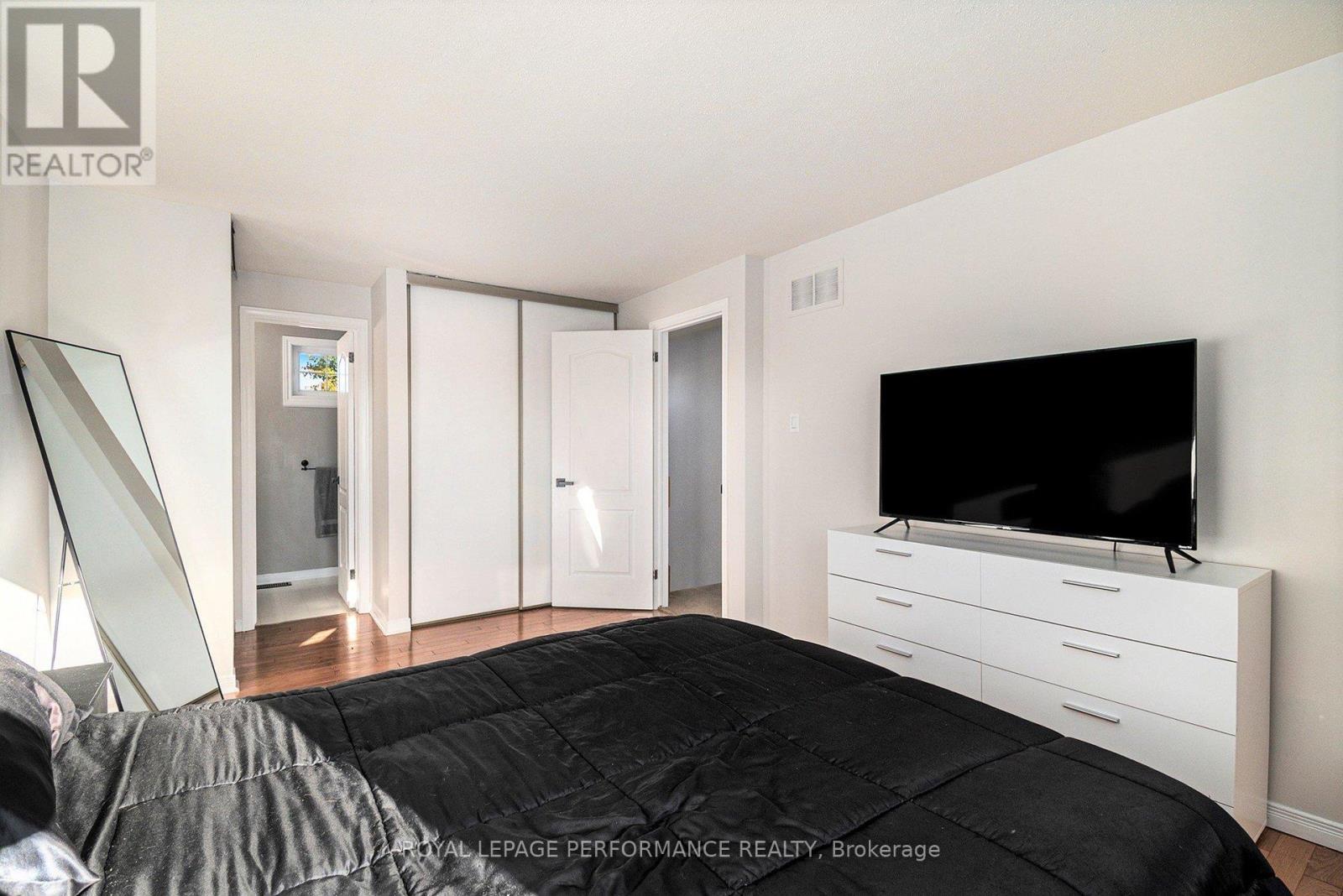 470 Rougemount Crescent, Ottawa, Ontario  K4A 2Z2 - Photo 17 - X12488590