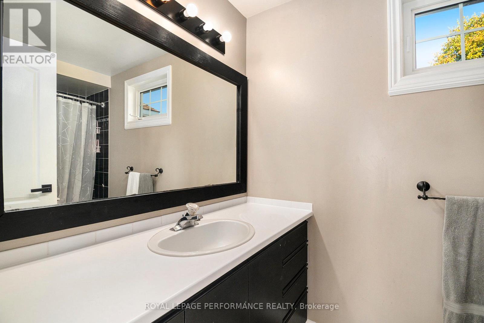 470 Rougemount Crescent, Ottawa, Ontario  K4A 2Z2 - Photo 18 - X12488590