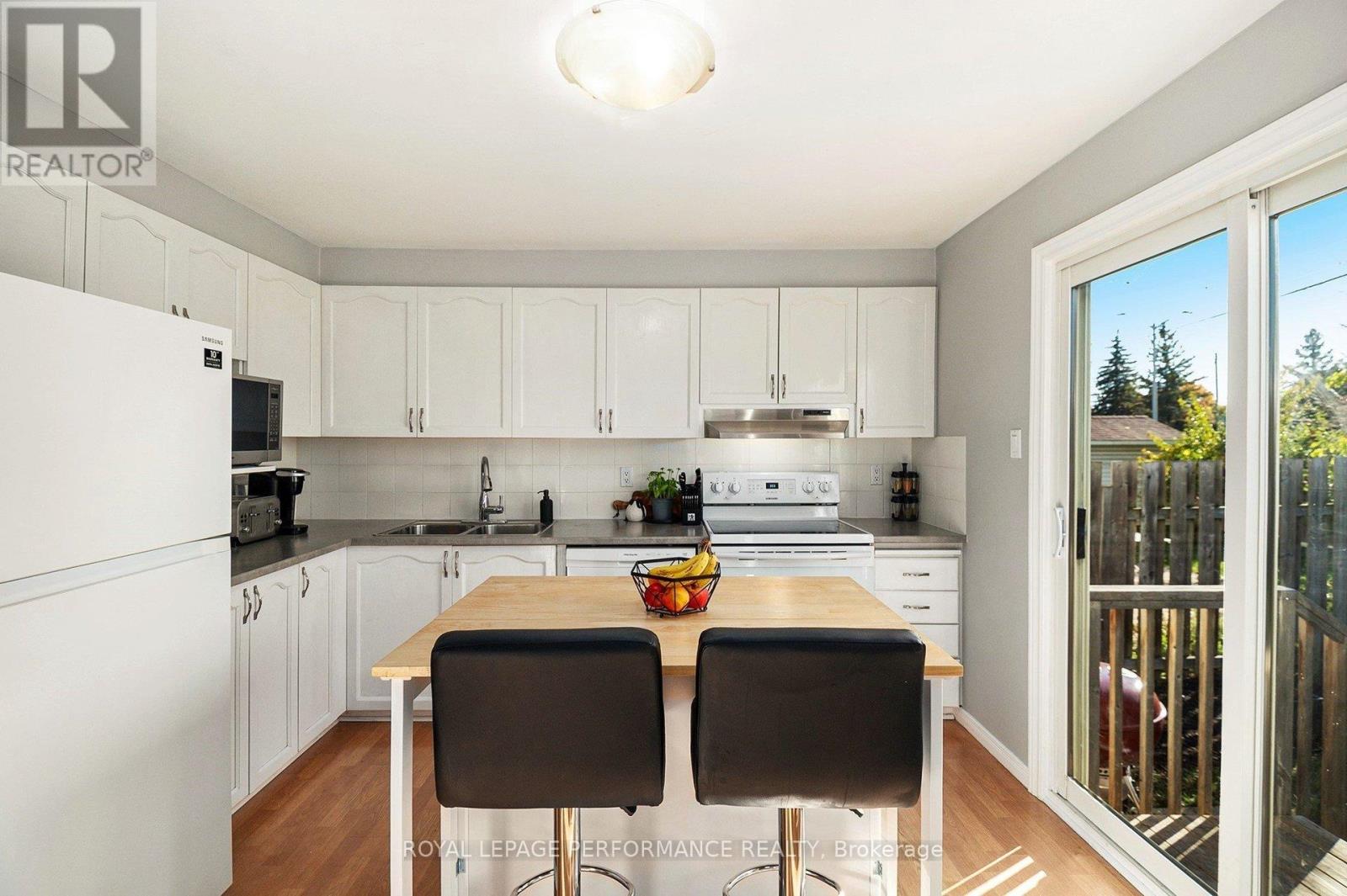 470 Rougemount Crescent, Ottawa, Ontario  K4A 2Z2 - Photo 9 - X12488590