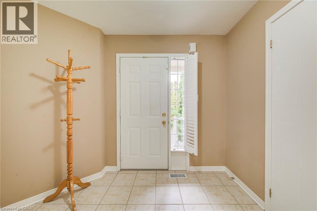 233 Cotton Grass Street, Kitchener, Ontario  N2E 4A5 - Photo 4 - 40787369