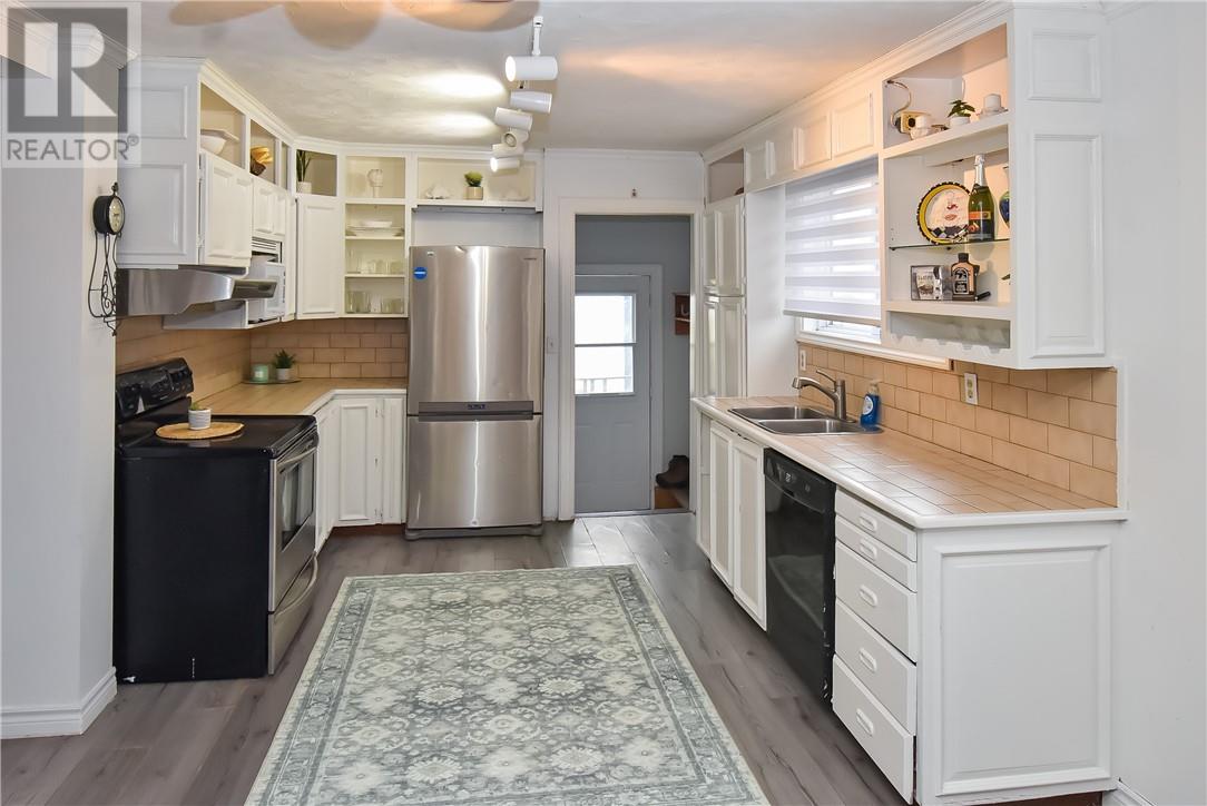 240 Leroux Street, Chelmsford, Ontario P0M 1L0 - Photo 10 - 2125643