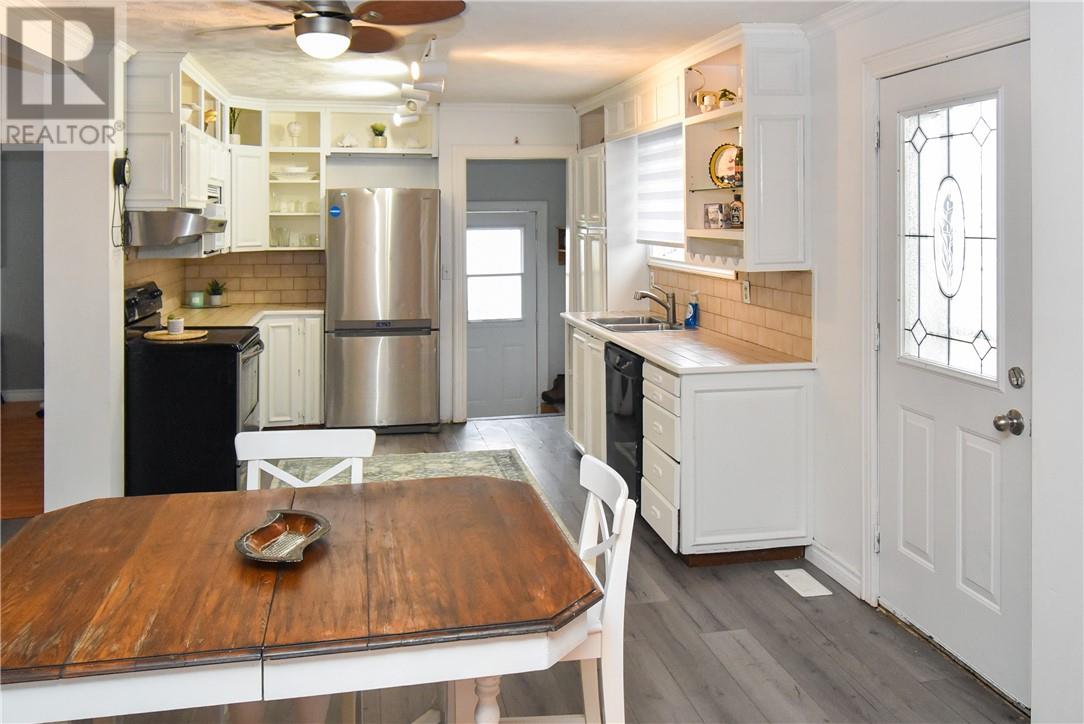 240 Leroux Street, Chelmsford, Ontario P0M 1L0 - Photo 13 - 2125643