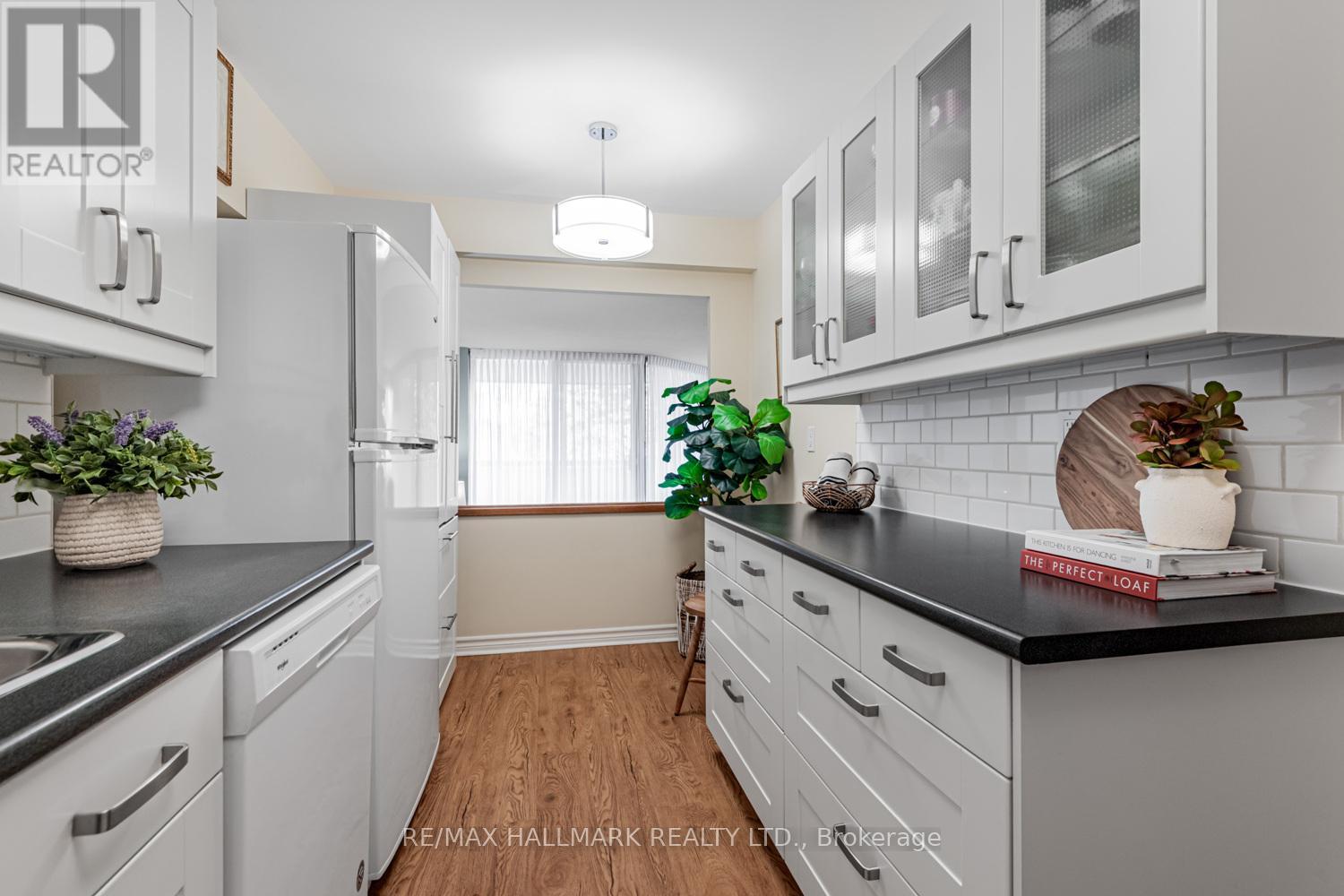 207 - 50 Baif Boulevard, Richmond Hill, Ontario  L4C 5L1 - Photo 7 - N12544030