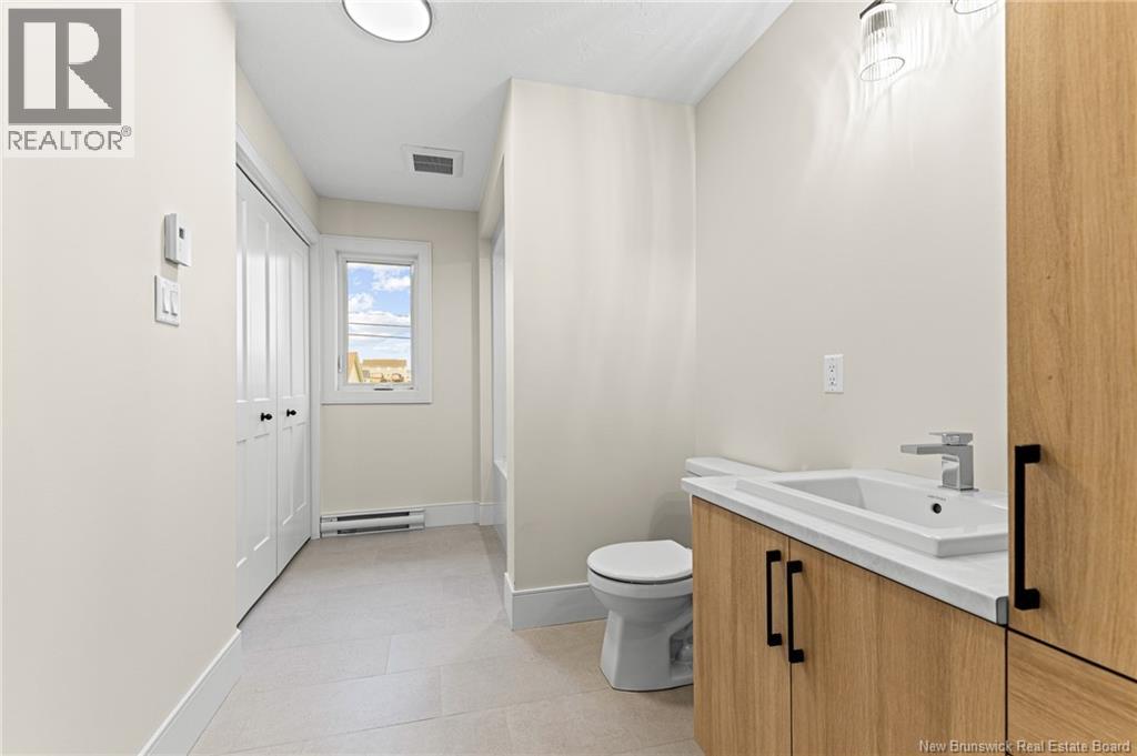 217 Senese Street, Moncton, New Brunswick  E1E 0B9 - Photo 13 - NB130126