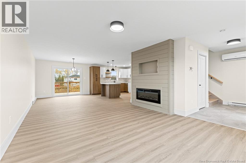 217 Senese Street, Moncton, New Brunswick  E1E 0B9 - Photo 5 - NB130126