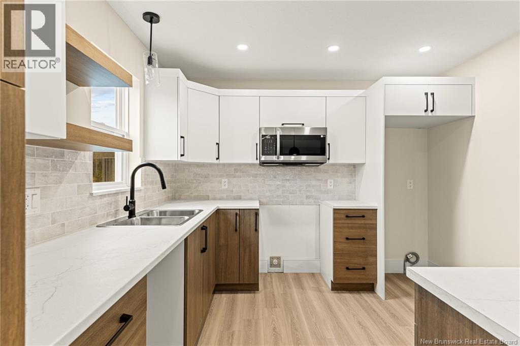 217 Senese Street, Moncton, New Brunswick  E1E 0B9 - Photo 9 - NB130126