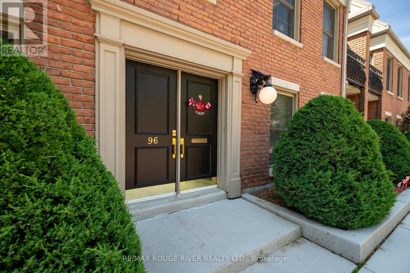 96 MARIA'S QUAY, Cobourg, Ontario