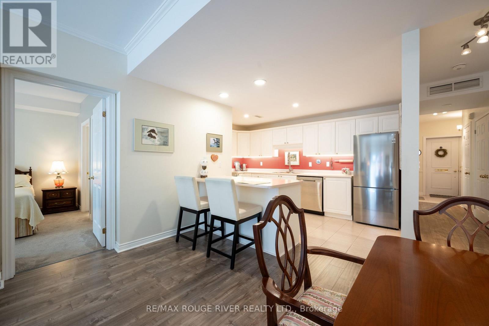 96 Maria's Quay, Cobourg, Ontario  K9A 5R6 - Photo 13 - X12544088