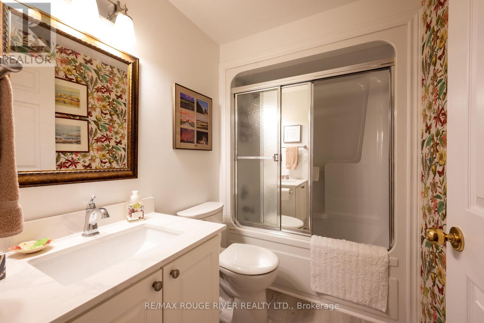 96 Maria's Quay, Cobourg, Ontario  K9A 5R6 - Photo 8 - X12544088