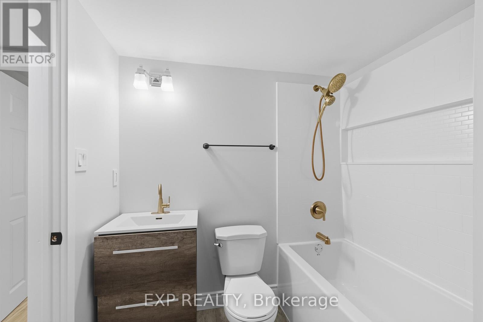 397 East 28th Street, Hamilton, Ontario  L8V 3J9 - Photo 23 - X12544060