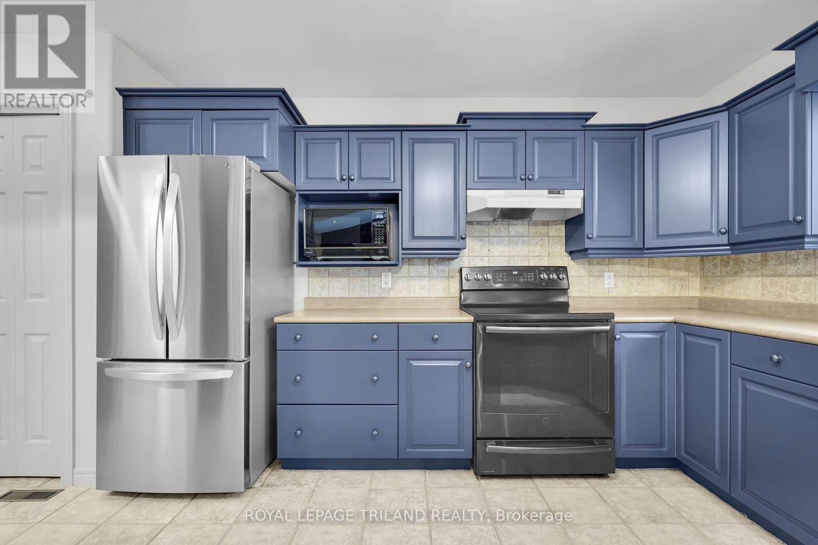 36 Thorman Terrace, St. Thomas, Ontario  N5P 4H9 - Photo 14 - X12544072