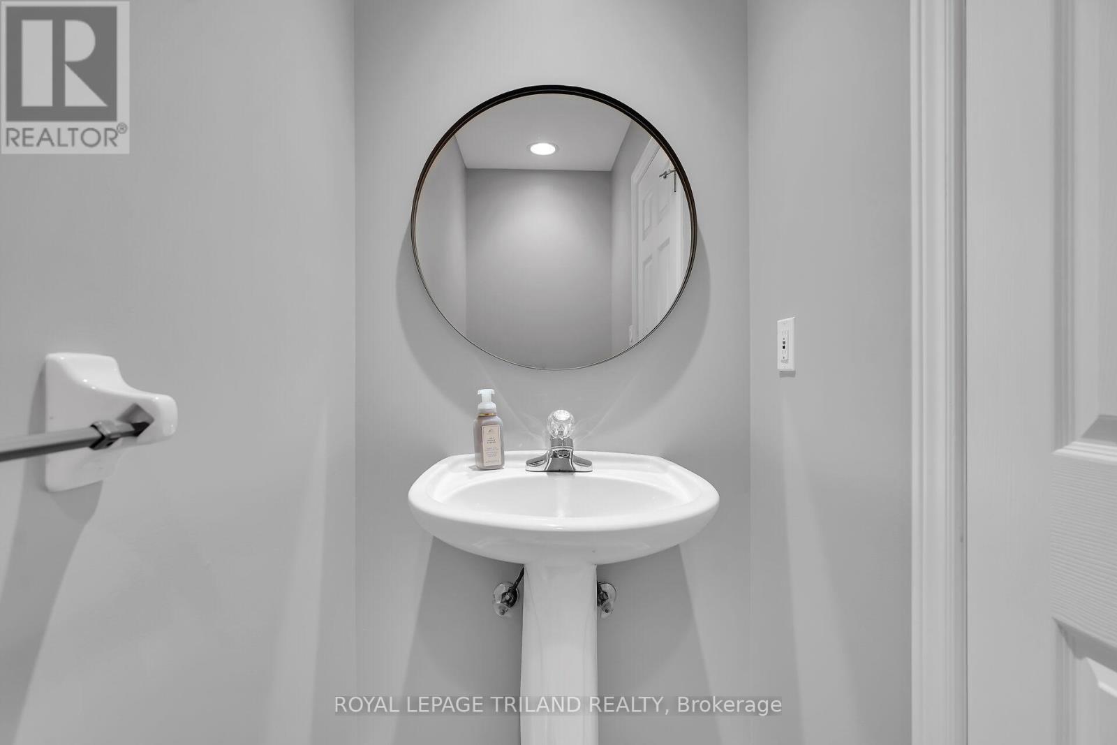 36 Thorman Terrace, St. Thomas, Ontario  N5P 4H9 - Photo 21 - X12544072