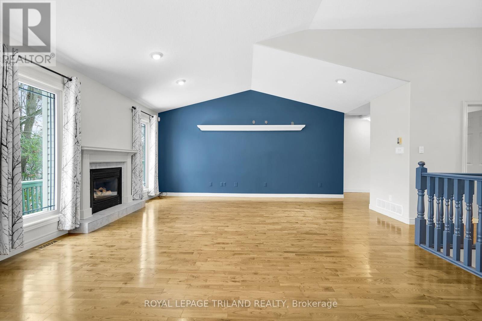 36 Thorman Terrace, St. Thomas, Ontario  N5P 4H9 - Photo 5 - X12544072