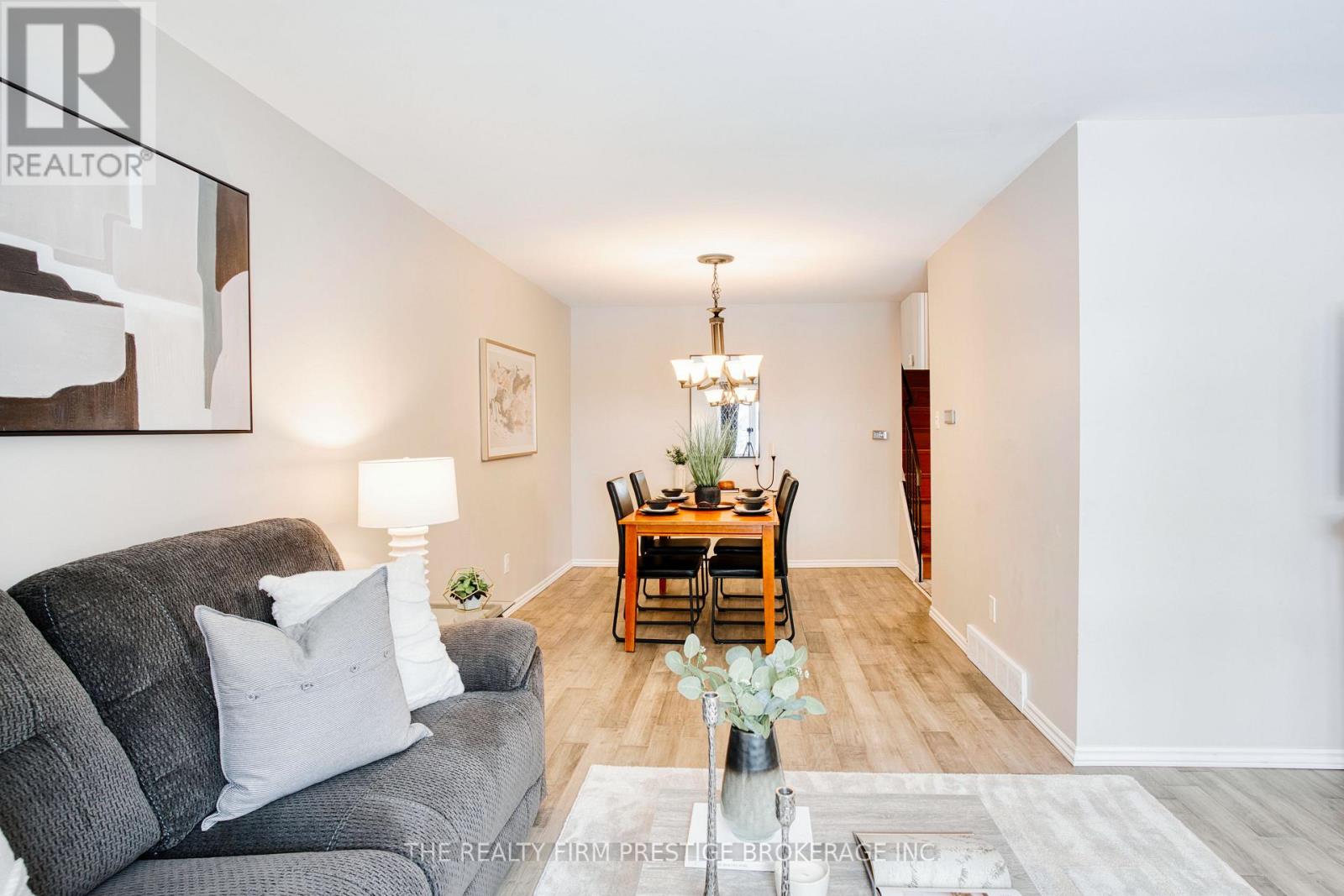 5 Sasha Crescent, London South, Ontario N6E 2M4 - Photo 18 - X12544082