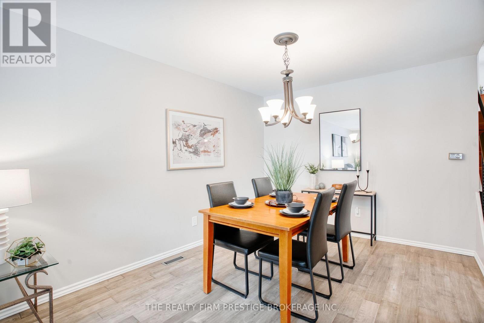 5 Sasha Crescent, London South, Ontario N6E 2M4 - Photo 20 - X12544082