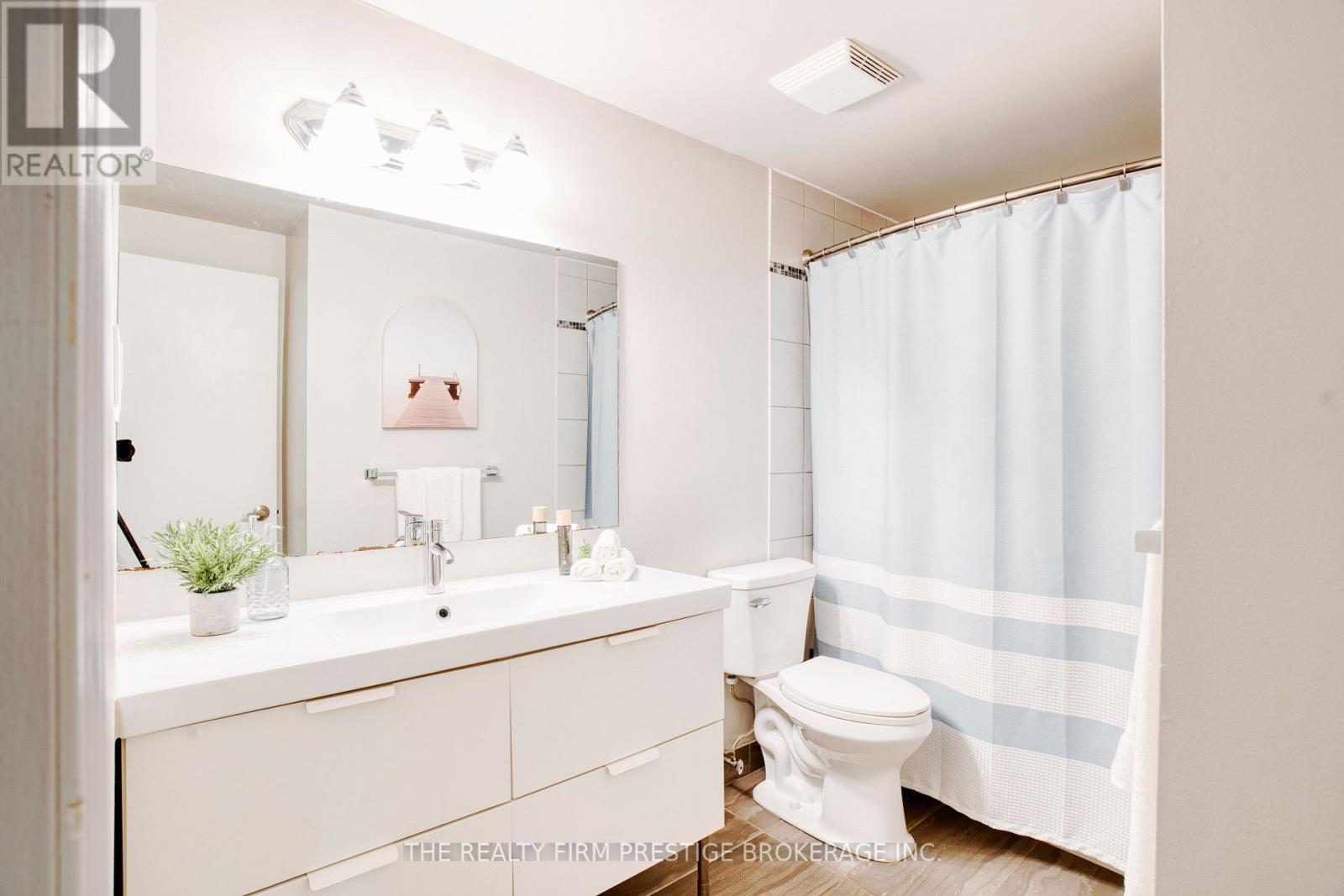 5 Sasha Crescent, London South, Ontario N6E 2M4 - Photo 7 - X12544082