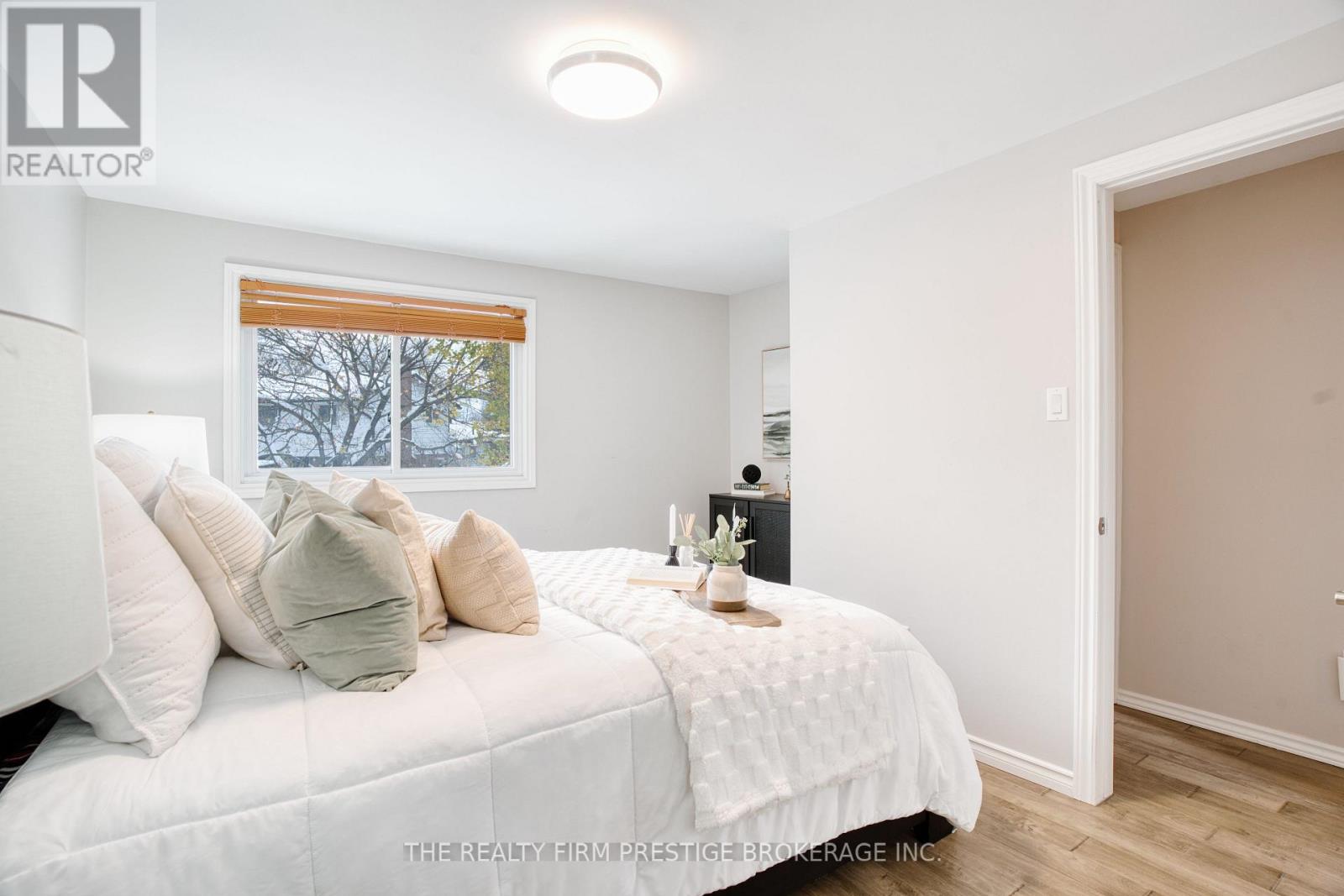 5 Sasha Crescent, London South, Ontario N6E 2M4 - Photo 8 - X12544082