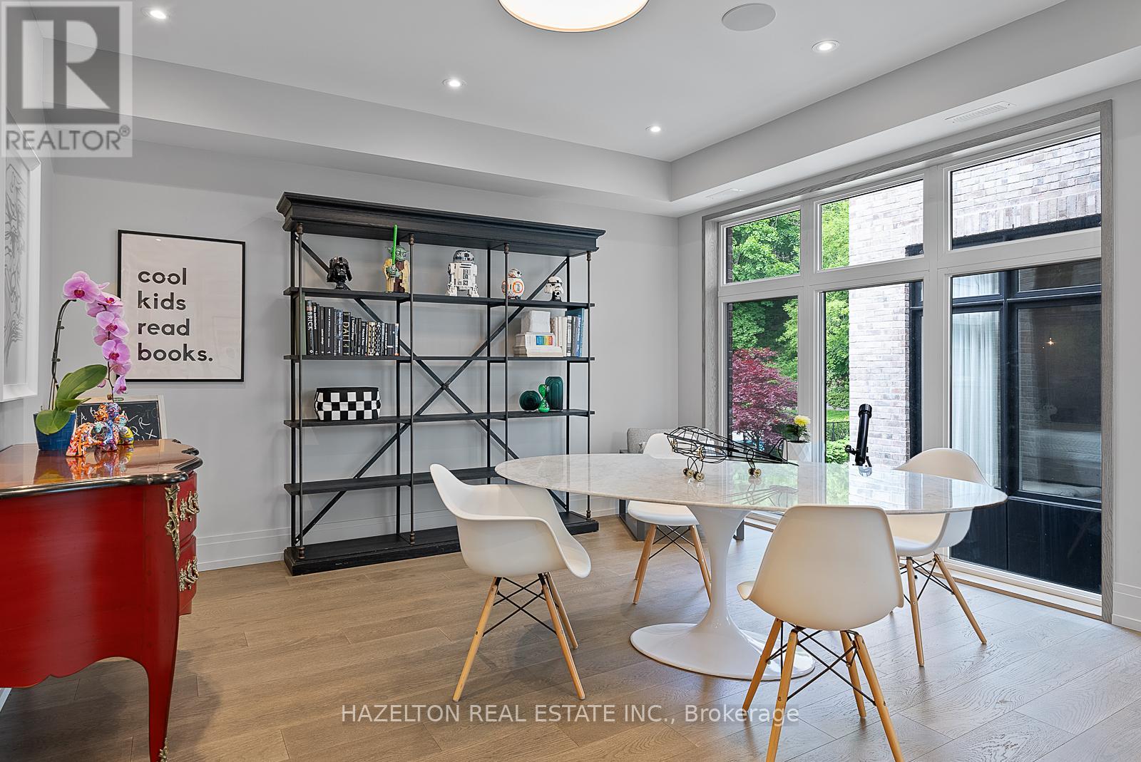 35 Worthington Crescent, Toronto, Ontario  M6S 3P5 - Photo 14 - W12428121