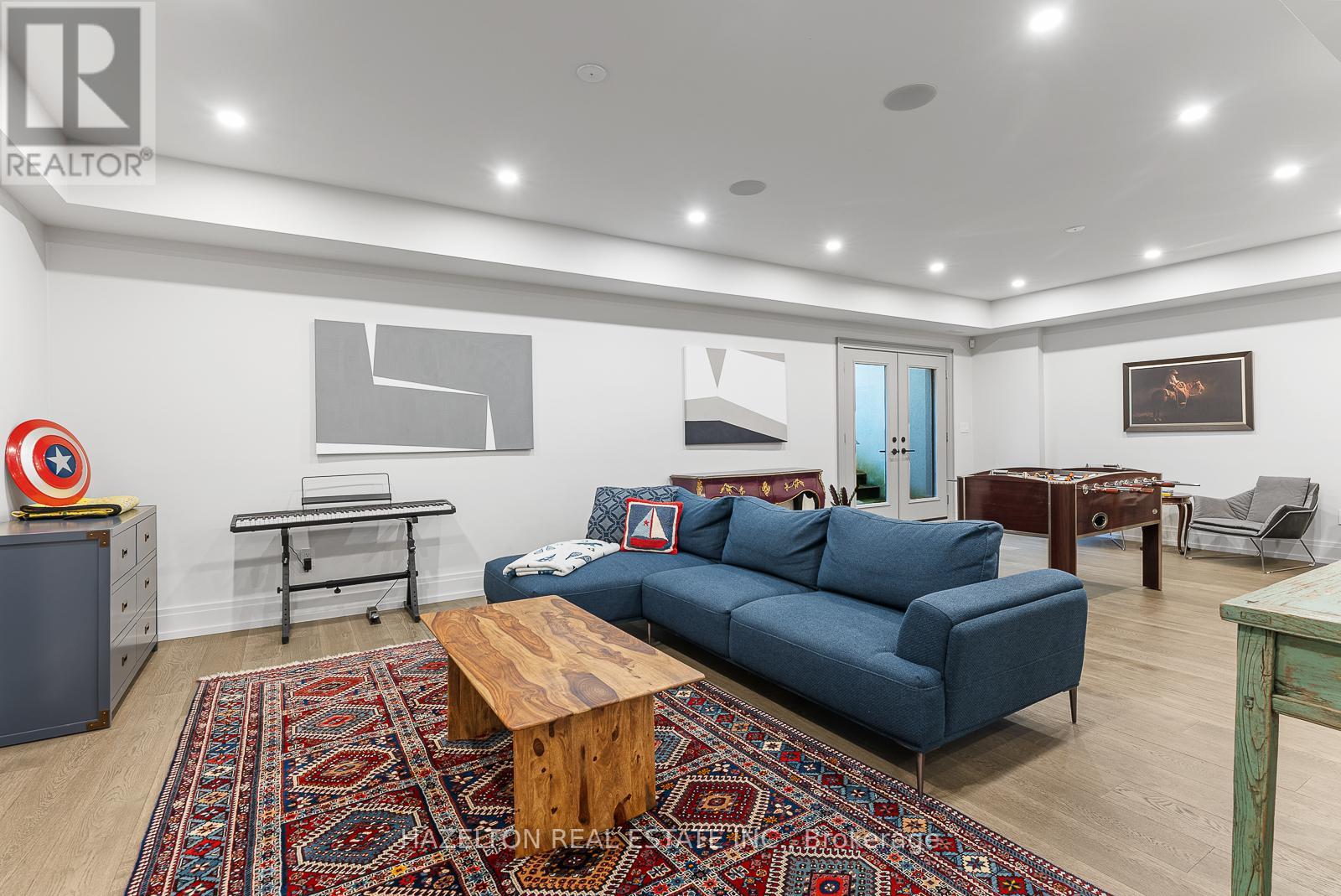 35 Worthington Crescent, Toronto, Ontario  M6S 3P5 - Photo 33 - W12428121