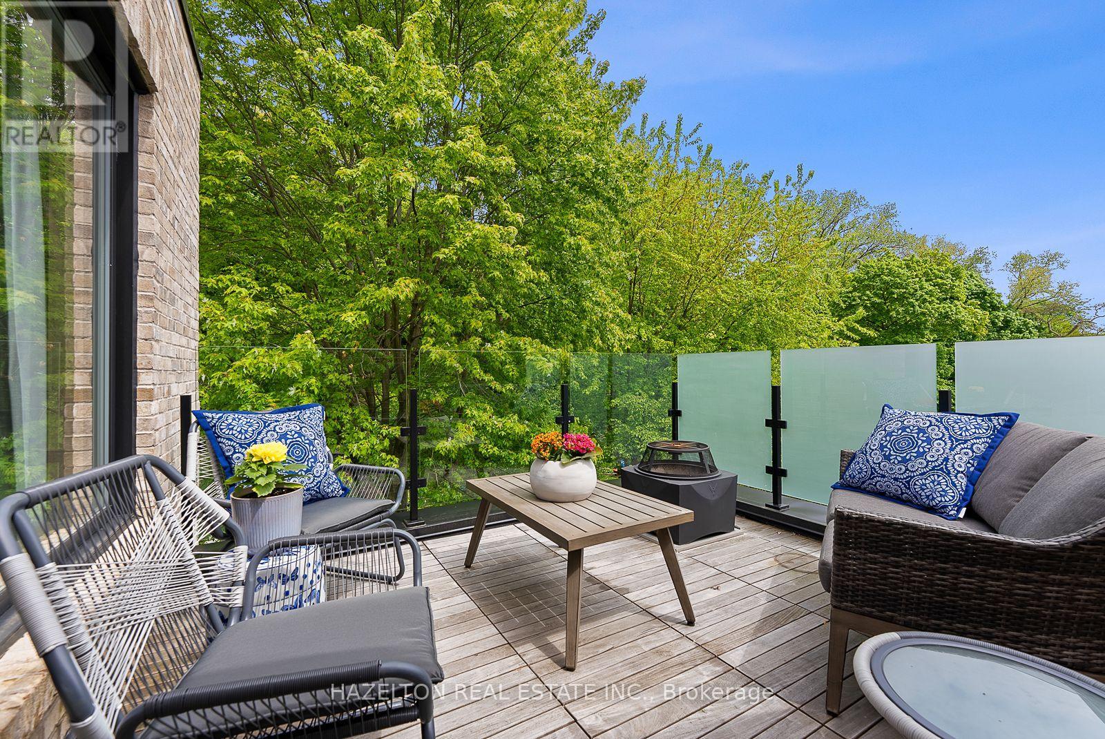 35 Worthington Crescent, Toronto, Ontario  M6S 3P5 - Photo 30 - W12428121