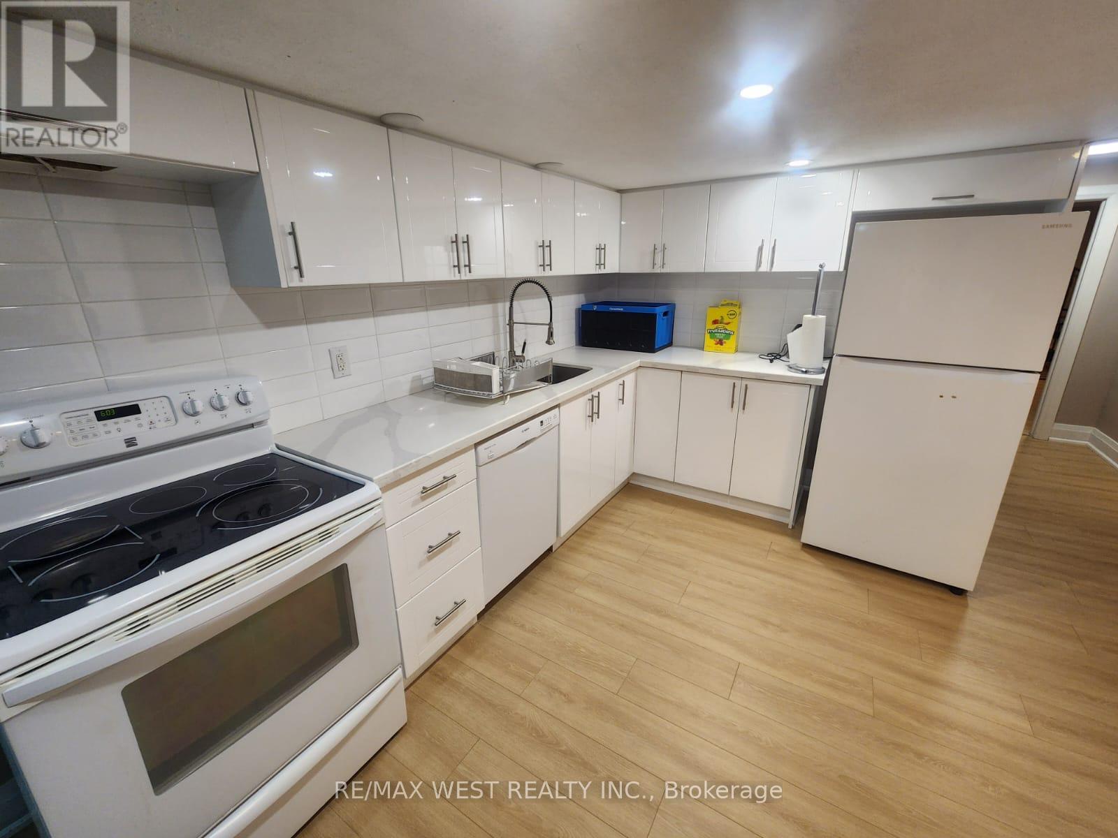 Basement - 44 Landron Crescent, Toronto, Ontario  M9P 1K7 - Photo 7 - W12541262