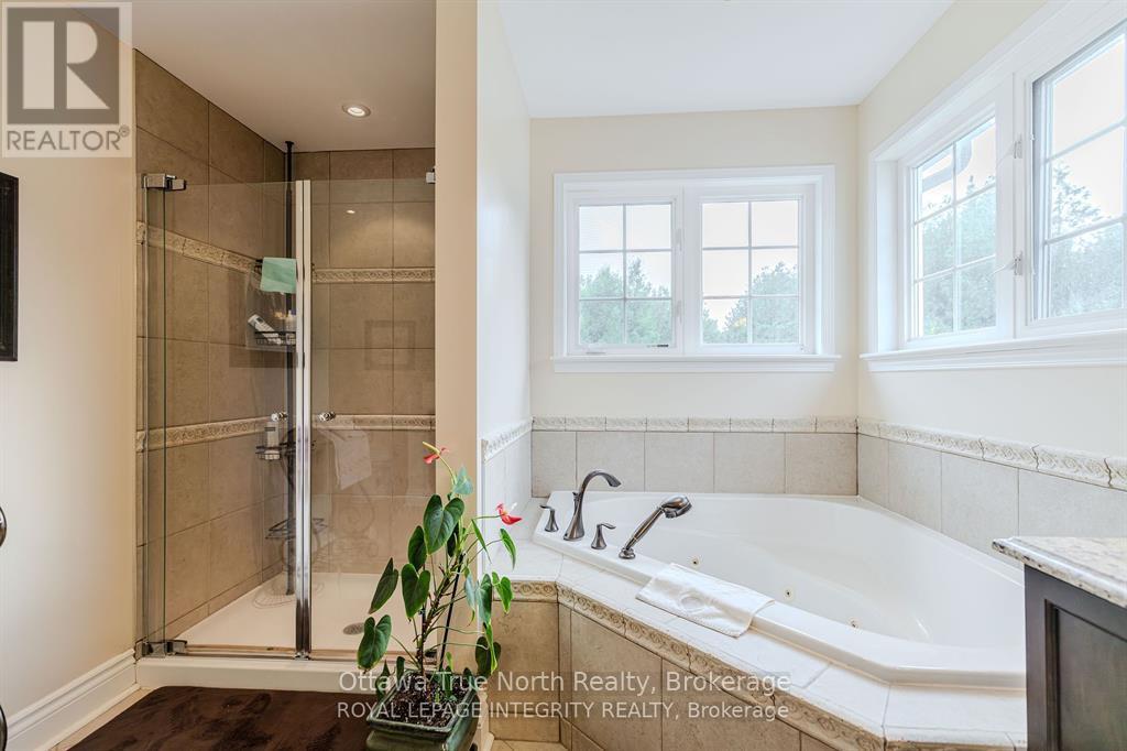 313 Eckerson Avenue, Ottawa, Ontario  K2S 0K8 - Photo 30 - X12464787