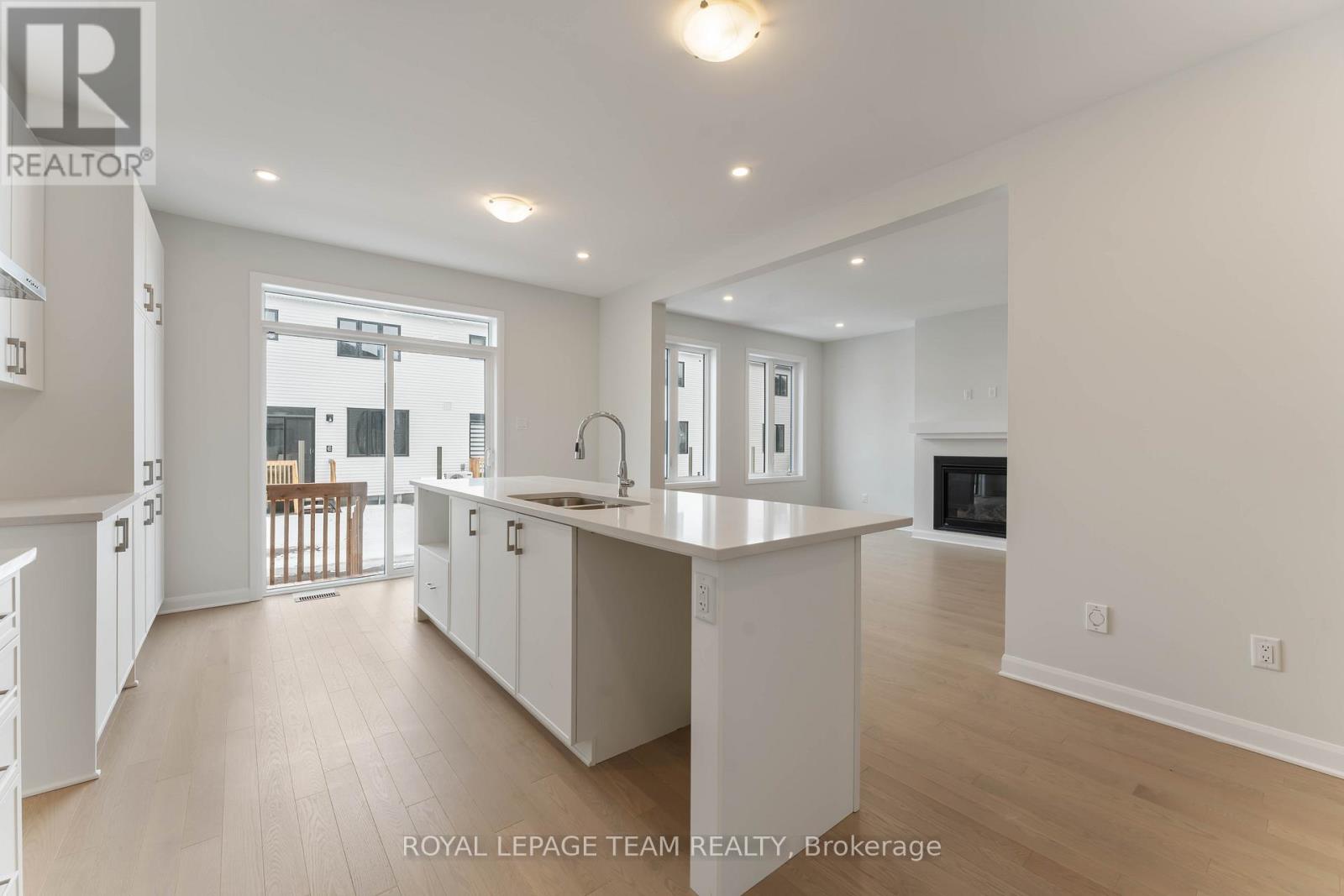 226 Prosperity Walk, Ottawa, Ontario  K2V 0V4 - Photo 10 - X12089096