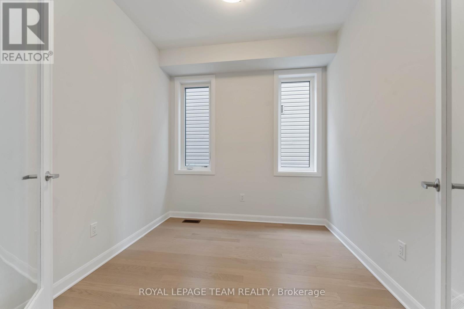 226 Prosperity Walk, Ottawa, Ontario  K2V 0V4 - Photo 4 - X12089096