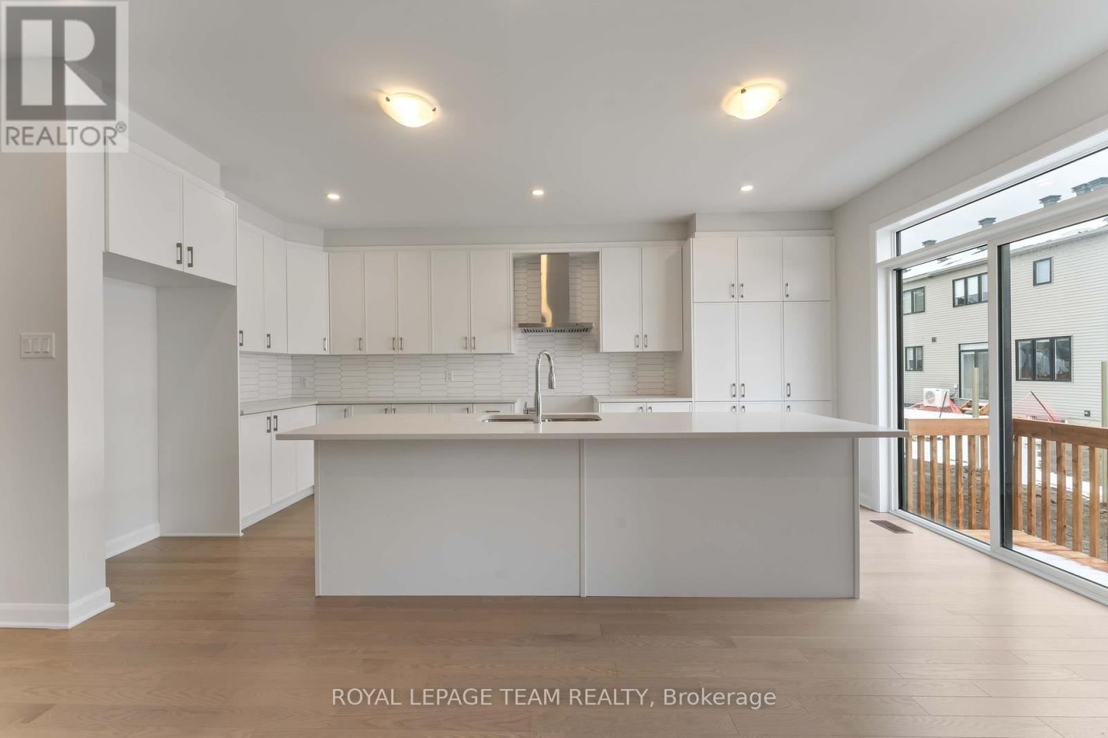 226 Prosperity Walk, Ottawa, Ontario  K2V 0V4 - Photo 7 - X12089096