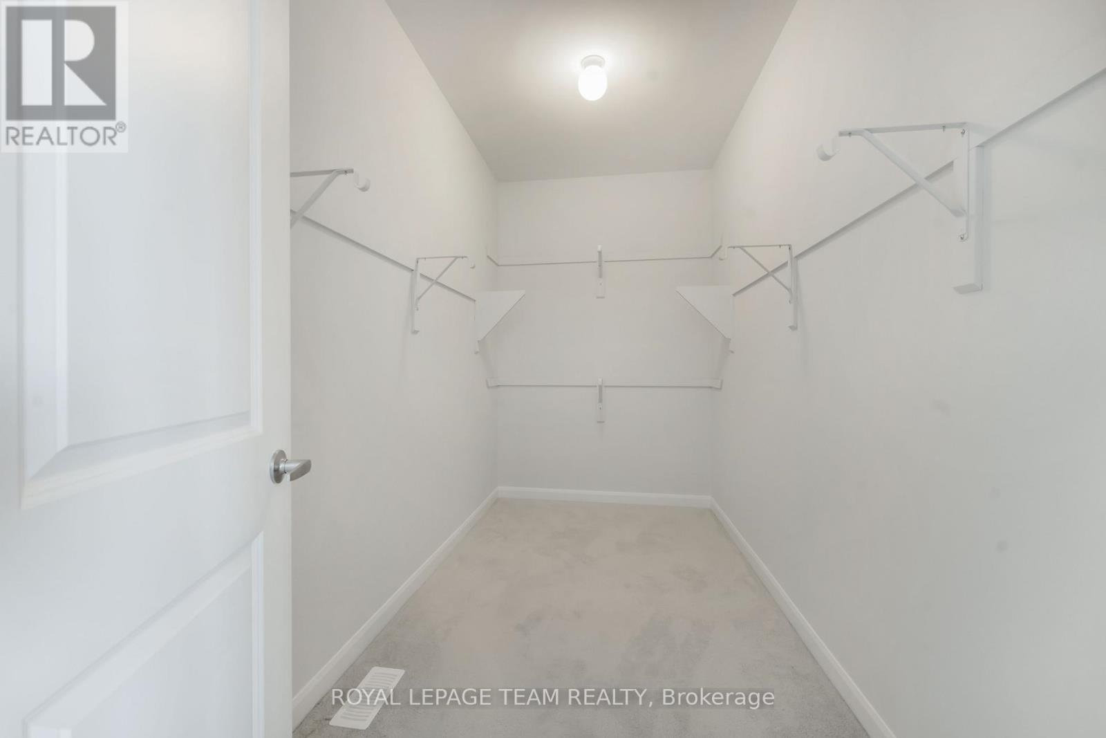 Lorem Ipsum Dolor S, Ottawa, Ontario  K2V  - Photo 18 - DEMO28181940