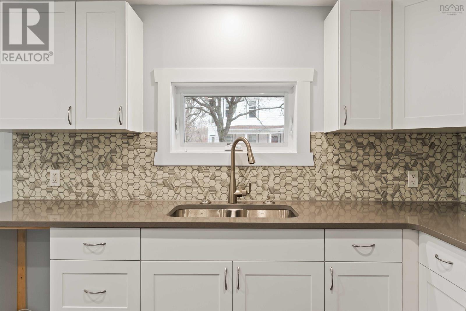 226 Main Street, Kentville, Nova Scotia  B4N 1J9 - Photo 11 - 202508146