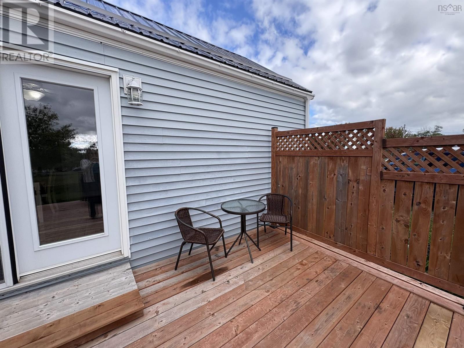 21 Oak Street, Pictou, Nova Scotia  B0K 1H0 - Photo 5 - 202524232