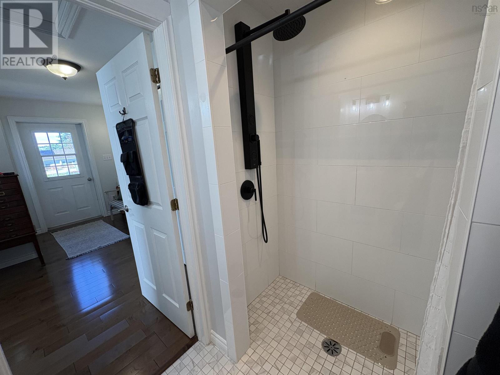 21 Oak Street, Pictou, Nova Scotia  B0K 1H0 - Photo 32 - 202524232