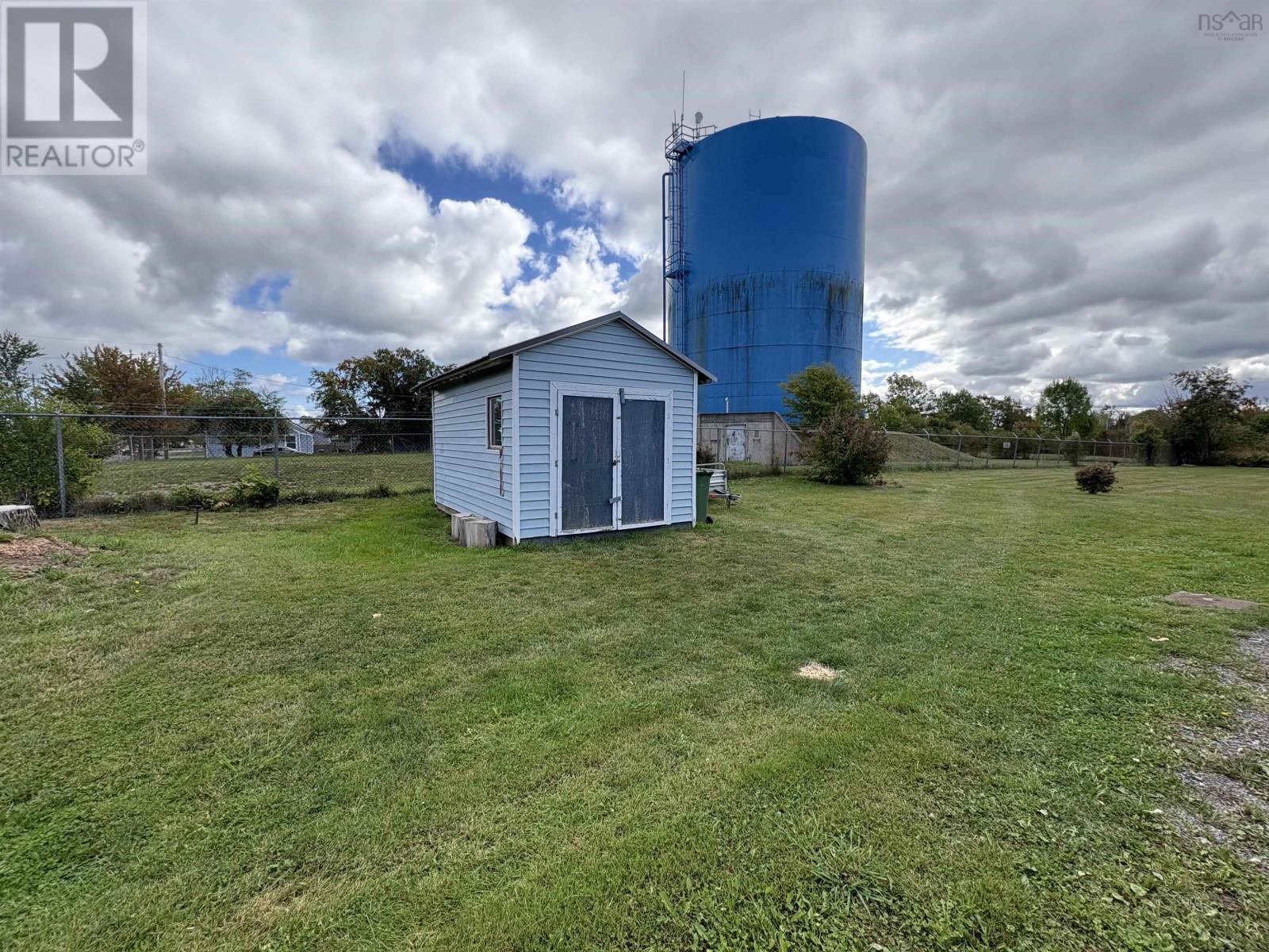 21 Oak Street, Pictou, Nova Scotia  B0K 1H0 - Photo 8 - 202524232