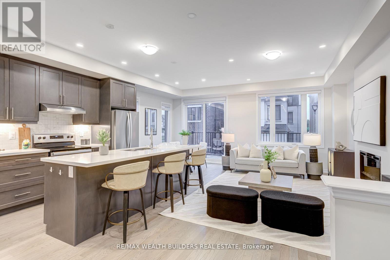 31 William Shearn Crescent, Markham, Ontario  L6C 3J3 - Photo 12 - N12544096