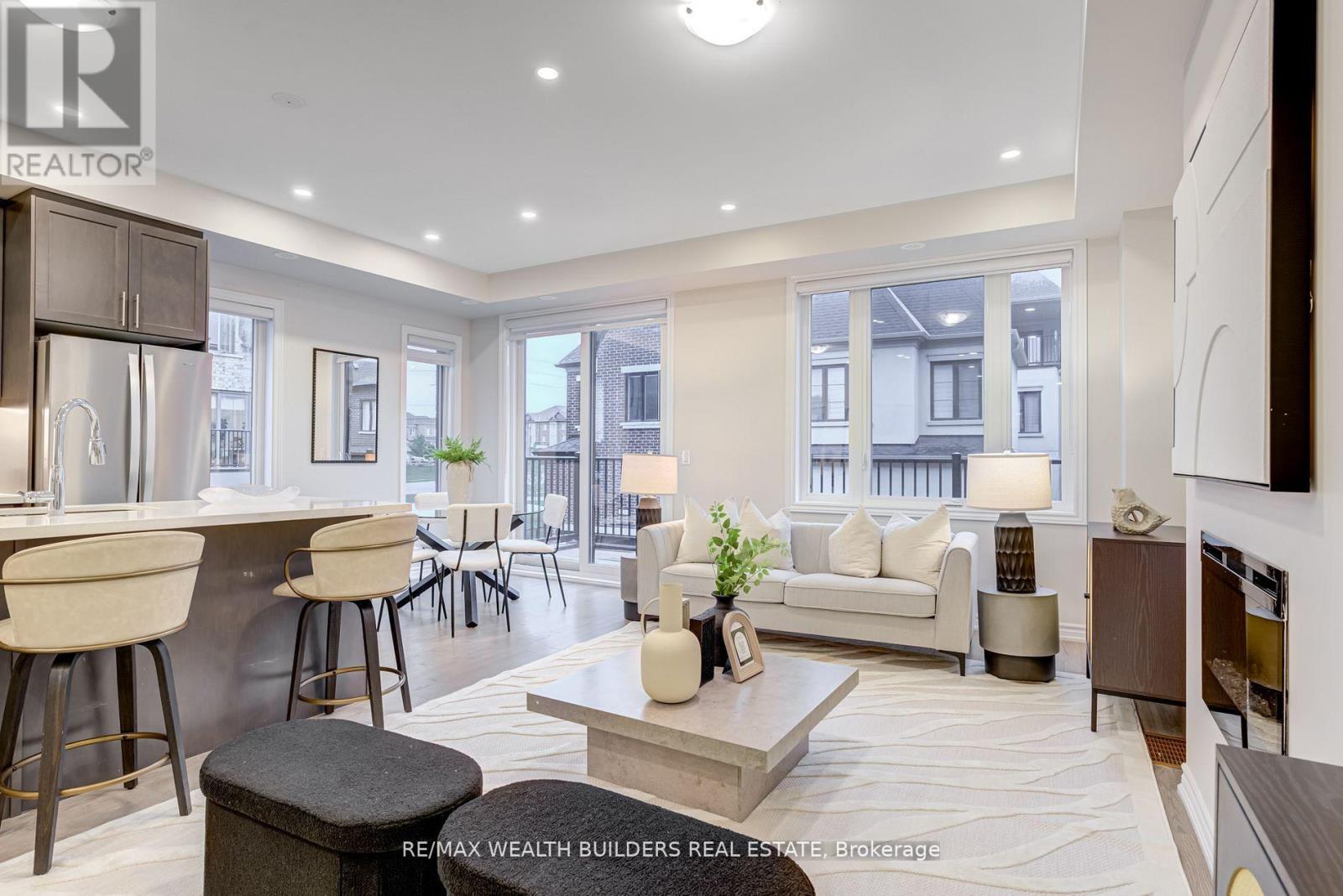 31 William Shearn Crescent, Markham, Ontario  L6C 3J3 - Photo 16 - N12544096