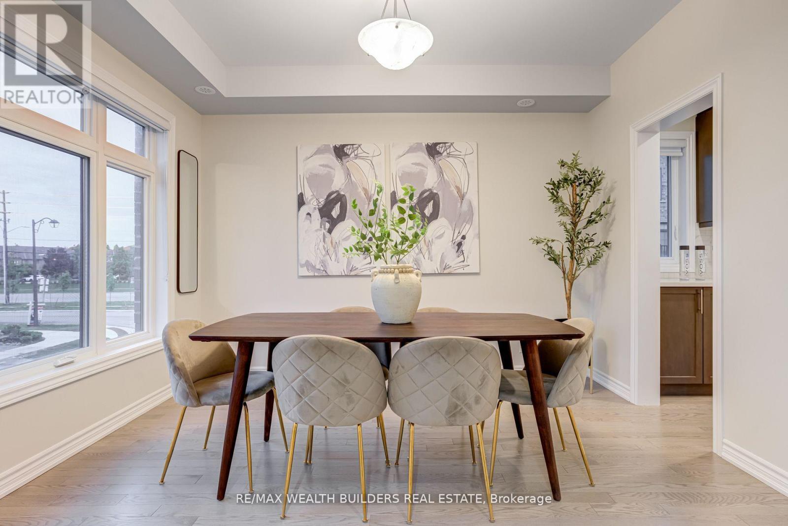 31 William Shearn Crescent, Markham, Ontario  L6C 3J3 - Photo 19 - N12544096