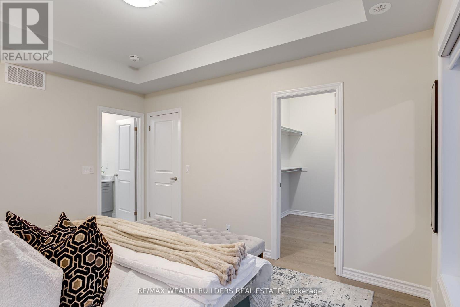 31 William Shearn Crescent, Markham, Ontario  L6C 3J3 - Photo 24 - N12544096