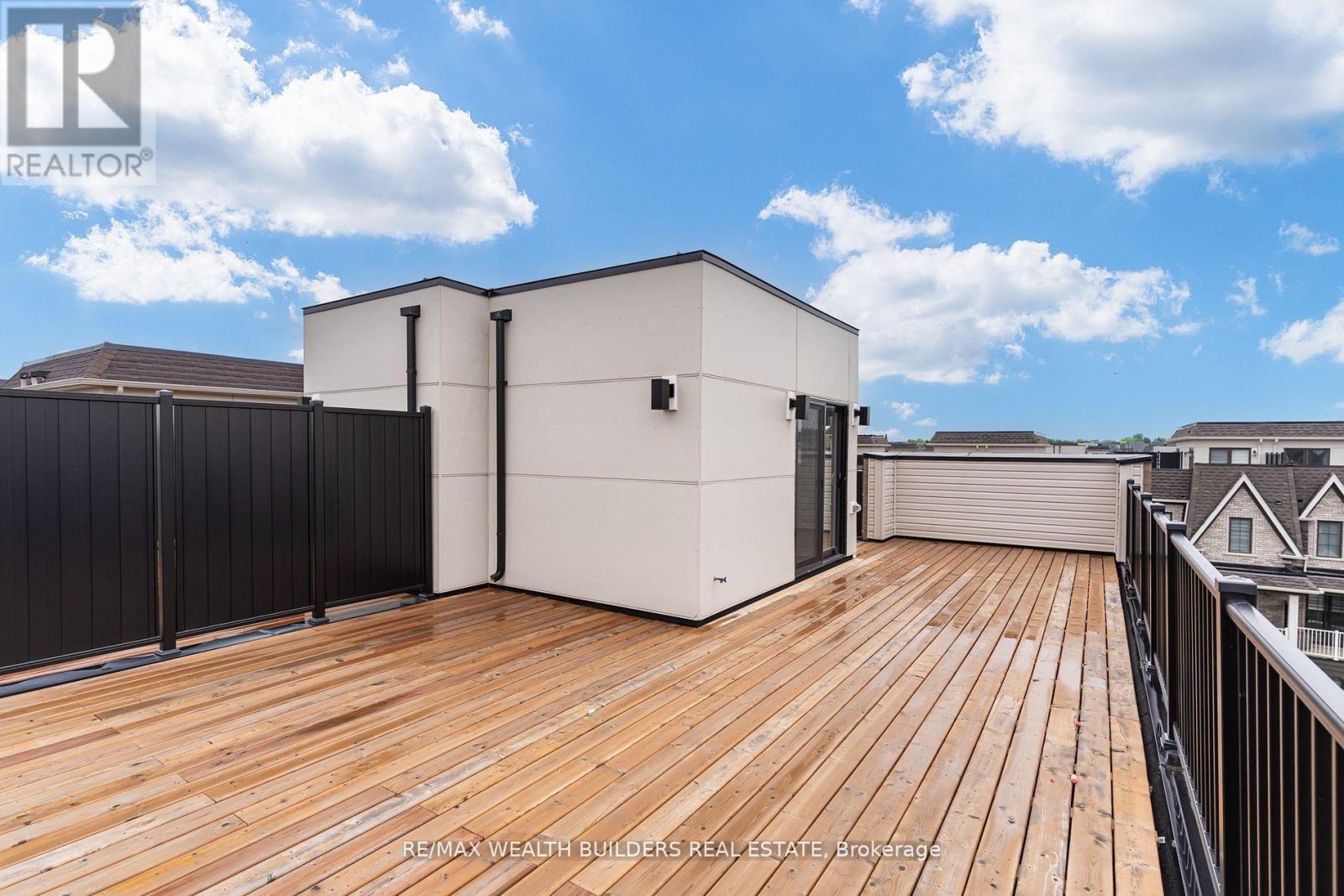 31 William Shearn Crescent, Markham, Ontario  L6C 3J3 - Photo 37 - N12544096