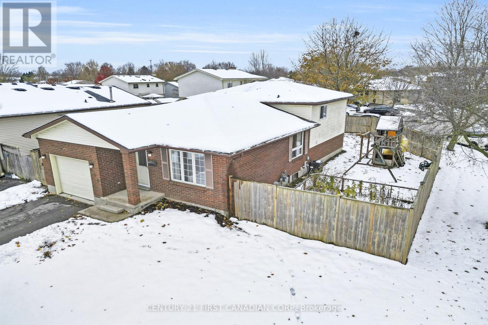 214 PORTSMOUTH CRESCENT E, London East, Ontario