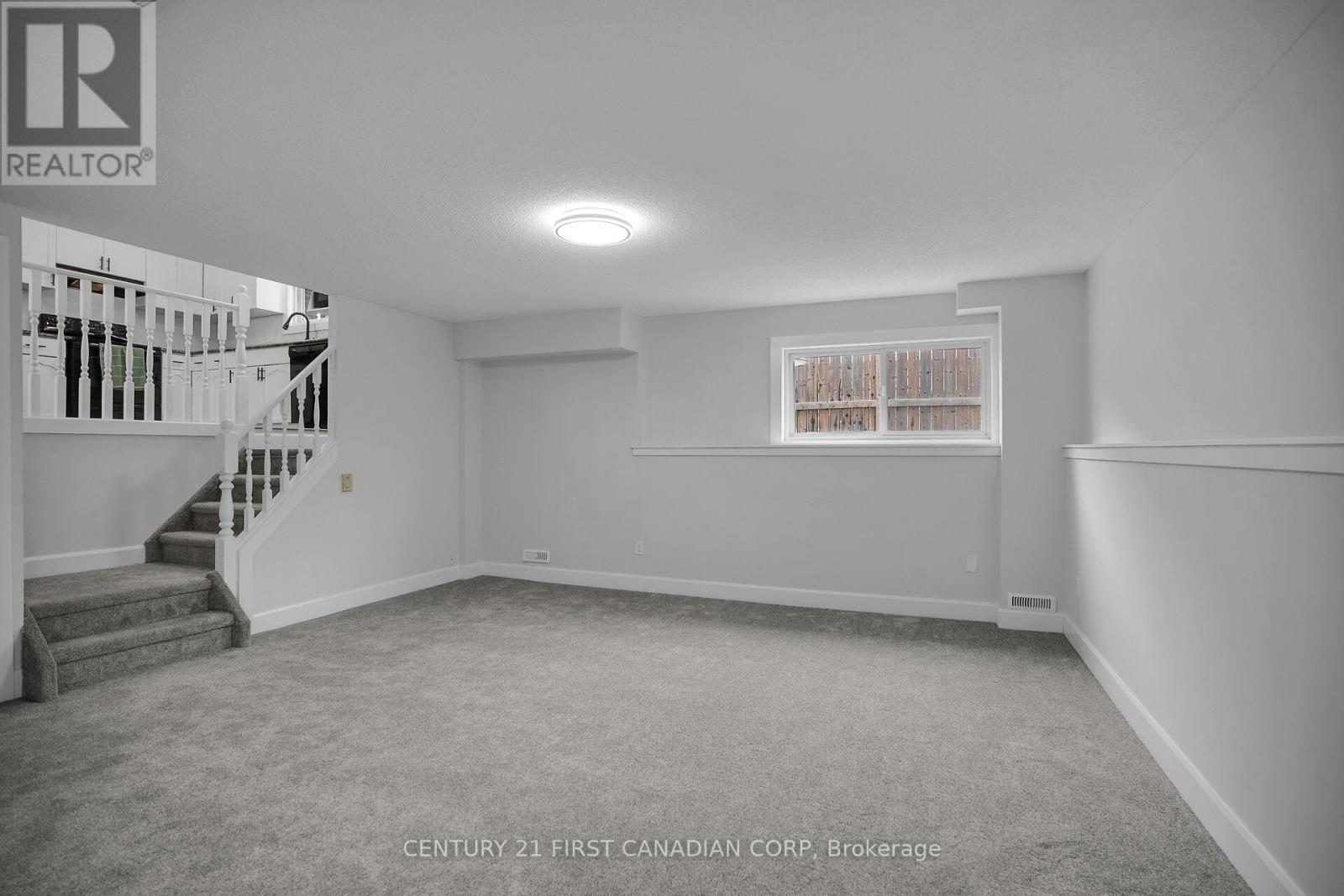 Photo 16 of 49 for 214 Portsmouth Crescent E