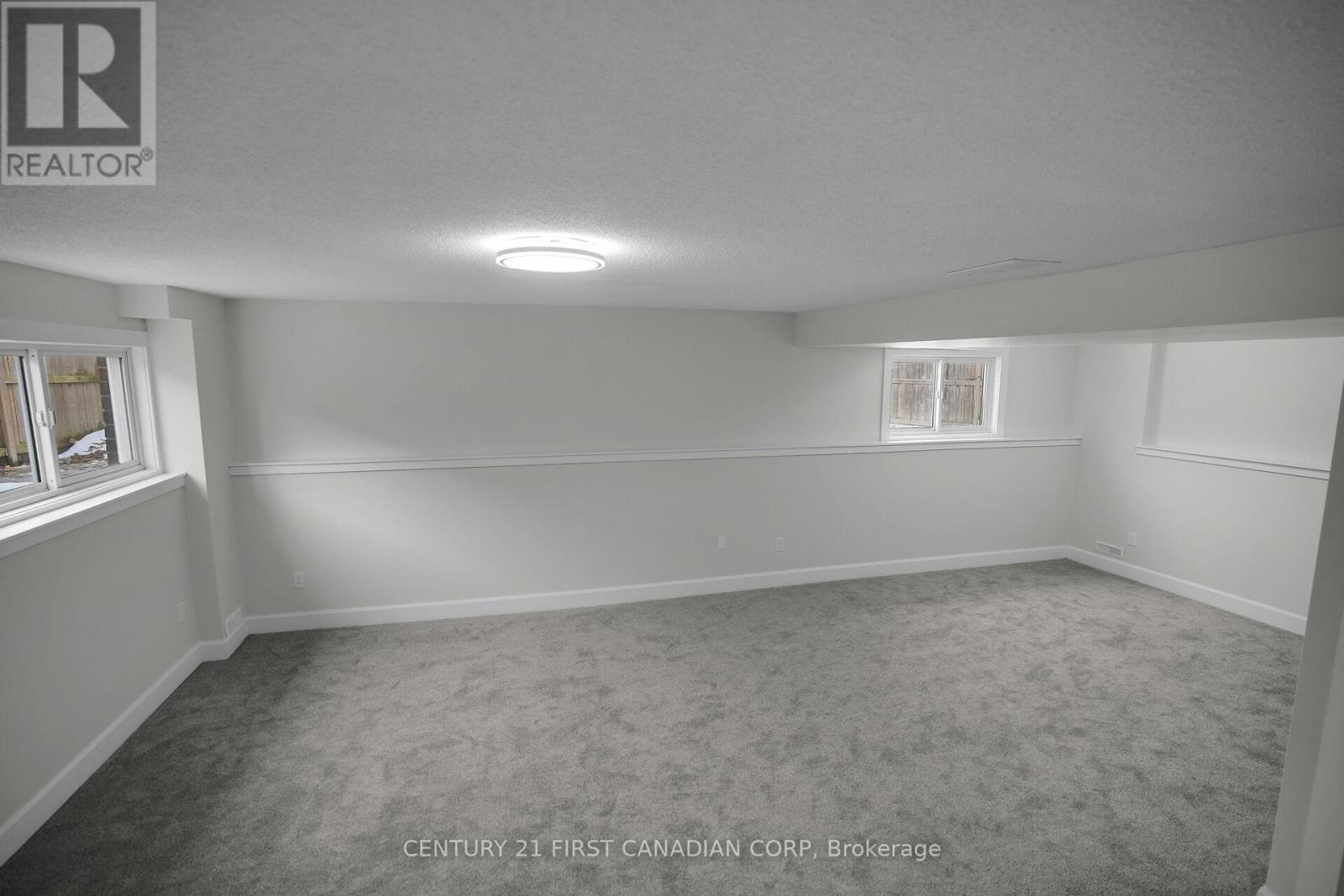 Photo 18 of 49 for 214 Portsmouth Crescent E