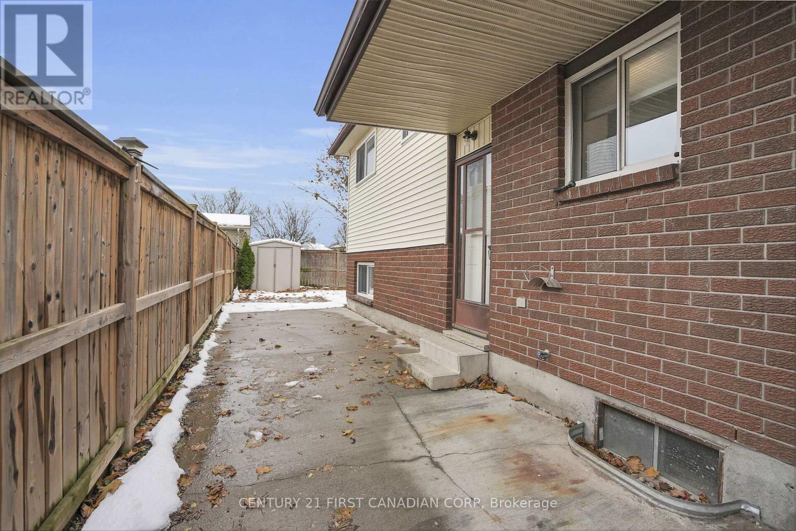 Photo 34 of 49 for 214 Portsmouth Crescent E