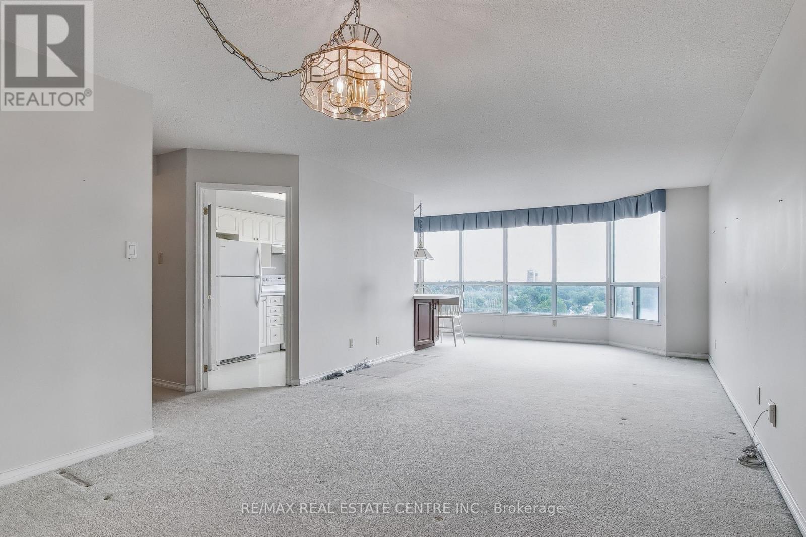 1109 - 100 Millside Drive, Milton, Ontario  L9T 5E2 - Photo 14 - W12544074