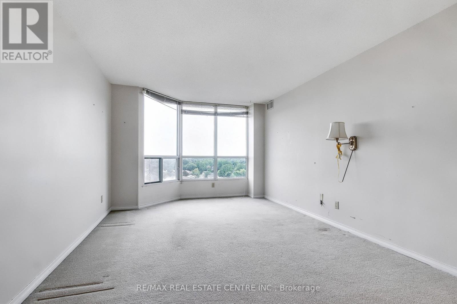 1109 - 100 Millside Drive, Milton, Ontario  L9T 5E2 - Photo 26 - W12544074